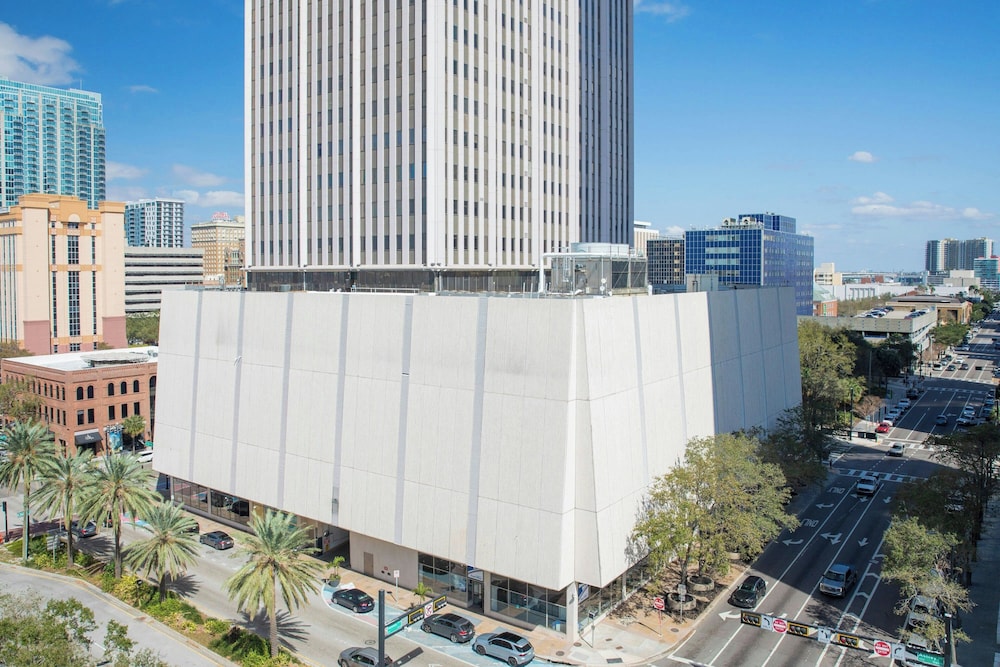 Aloft by Marriott Tampa Downtown — Hotel building in Tampa, Florida