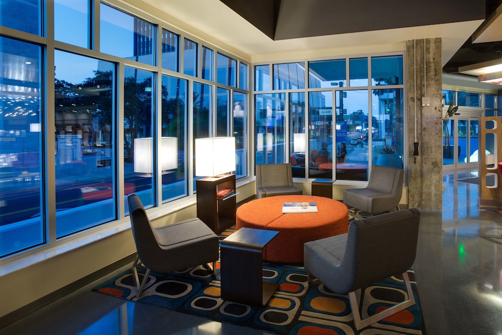 Aloft by Marriott Tampa Downtown — Hotel building in Tampa, Florida