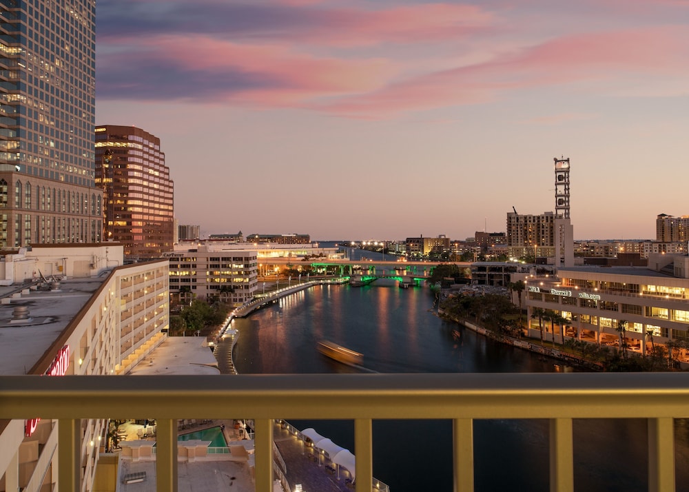 Aloft by Marriott Tampa Downtown — Attractions in the area in Tampa, Florida