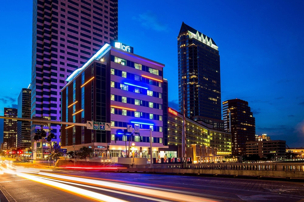Aloft by Marriott Tampa Downtown — Hotel building in Tampa, Florida