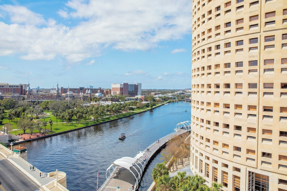 Aloft by Marriott Tampa Downtown — Attractions in the area in Tampa, Florida