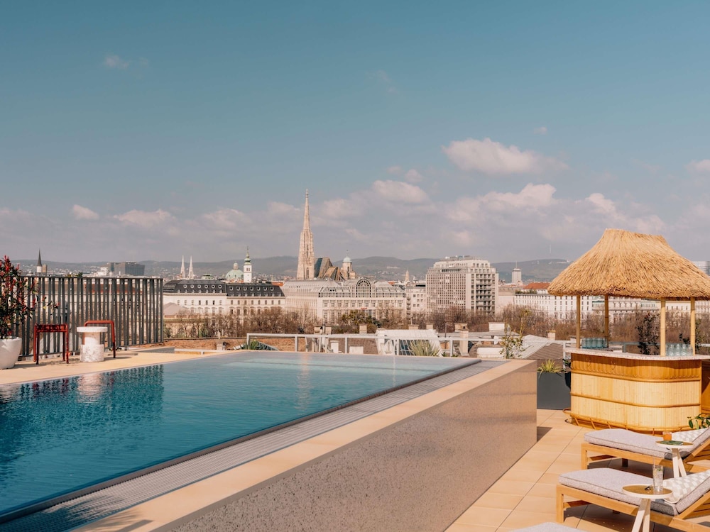 The Hoxton, Vienna — Swimming pool in Vienna
