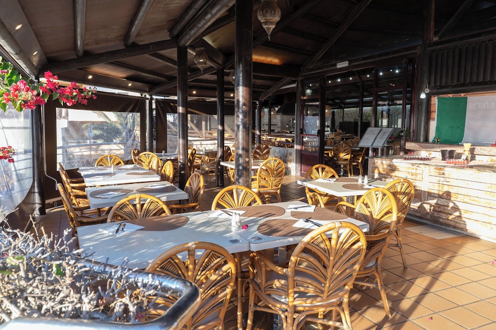 Arena Suite Hotel - Adults Only — Restaurant & bars in Corralejo, Canary Islands