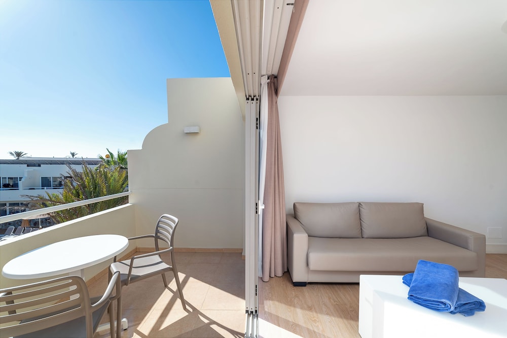 Arena Suite Hotel - Adults Only — Hotel rooms in Corralejo, Canary Islands