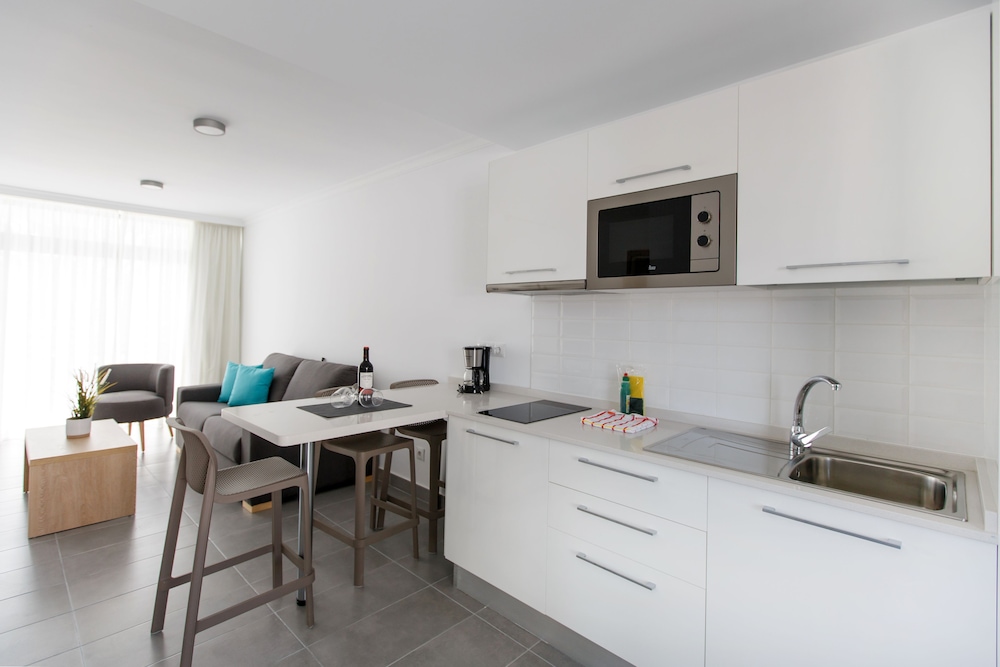 Apartamentos Walhalla — Hotel rooms in Playa del Ingles, Canary Islands