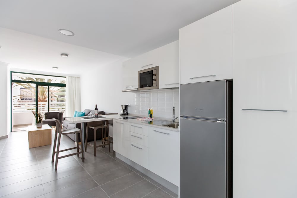 Apartamentos Walhalla — Hotel rooms in Playa del Ingles, Canary Islands