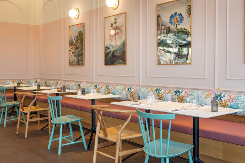Inturotel Sa Marina — Restaurant & bars in Cala d´Or, Balearic Islands