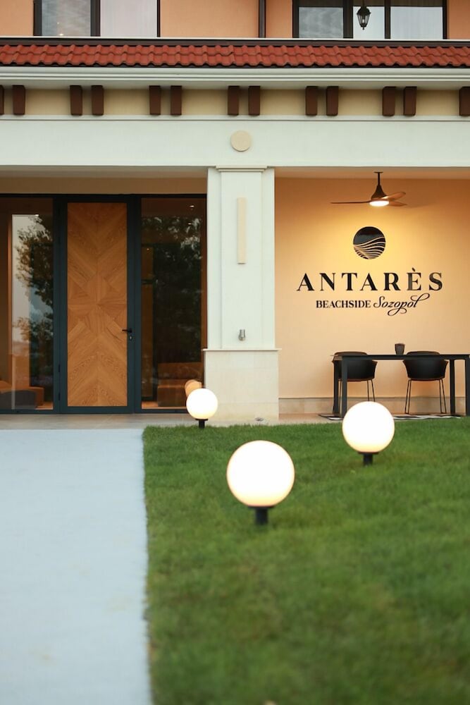 Green Life Antares Sozopol — Hotel building in Sozopol, Burgas Region