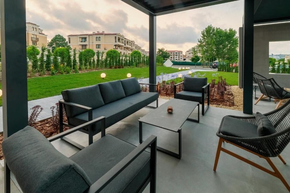 Green Life Antares Sozopol — Hotel building in Sozopol, Burgas Region