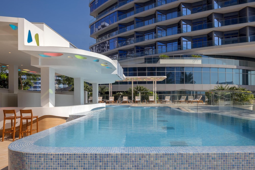 Hilton Dubai Creek Hotel & Residences - zdjęcie 4