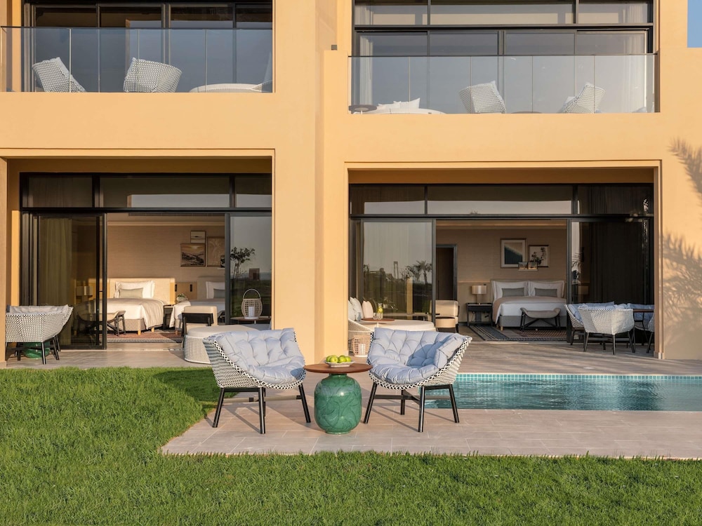 Sofitel Ras Al Khaimah Al Hamra Beach Resort — Hotel building in Ras al Khaimah