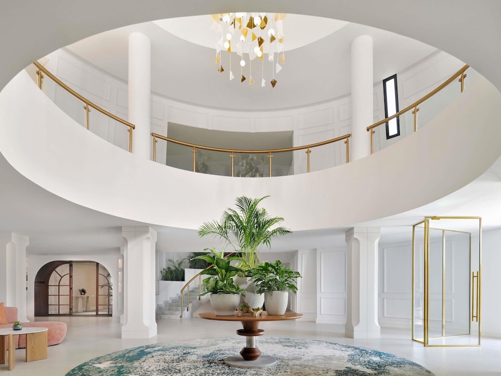 Sofitel Ras Al Khaimah Al Hamra Beach Resort — Hotel building in Ras al Khaimah