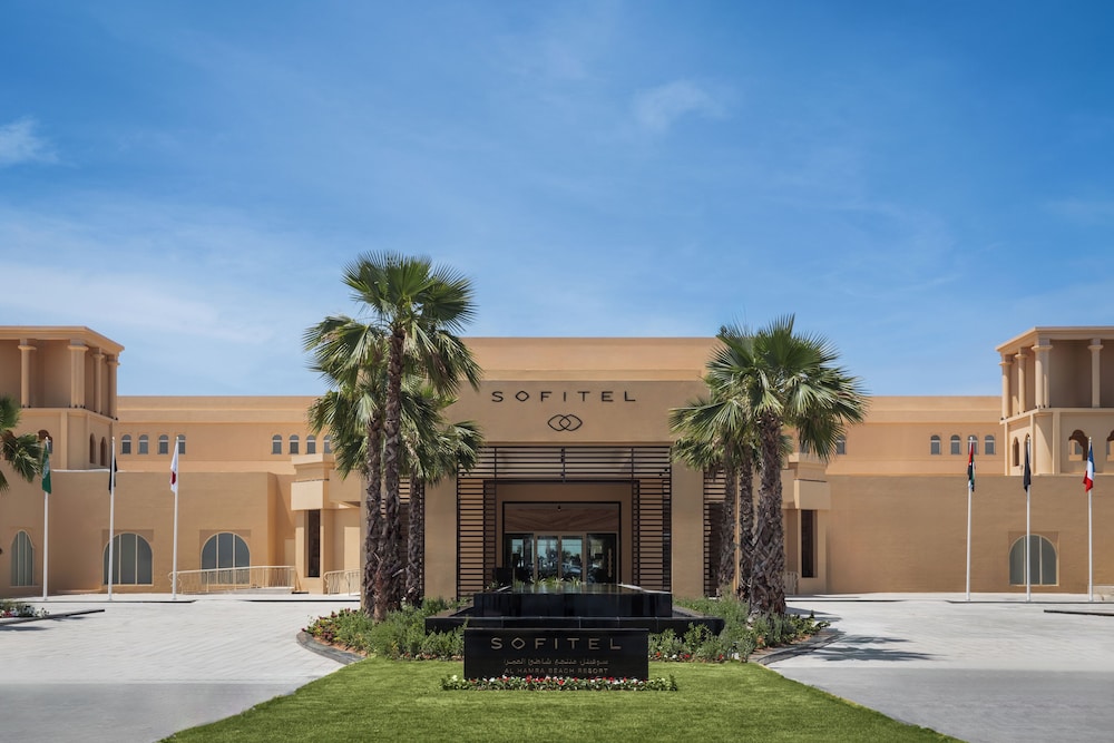Sofitel Ras Al Khaimah Al Hamra Beach Resort — Hotel building in Ras al Khaimah