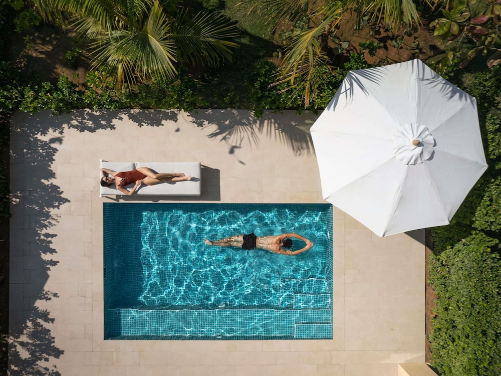 Sofitel Ras Al Khaimah Al Hamra Beach Resort — Swimming pool in Ras al Khaimah