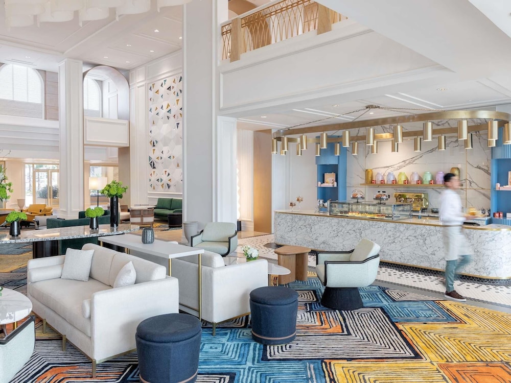 Sofitel Ras Al Khaimah Al Hamra Beach Resort — Restaurant & bars in Ras al Khaimah