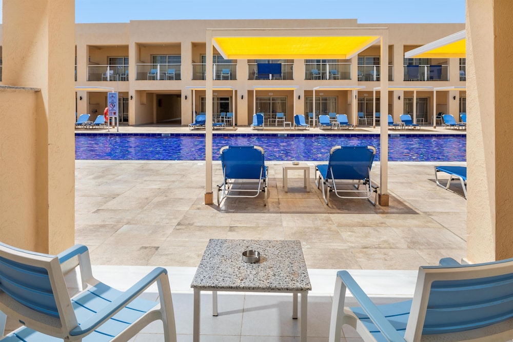 Pickalbatros Vita Resort - Portofino — Swimming pool in Marsa Alam, Red Sea