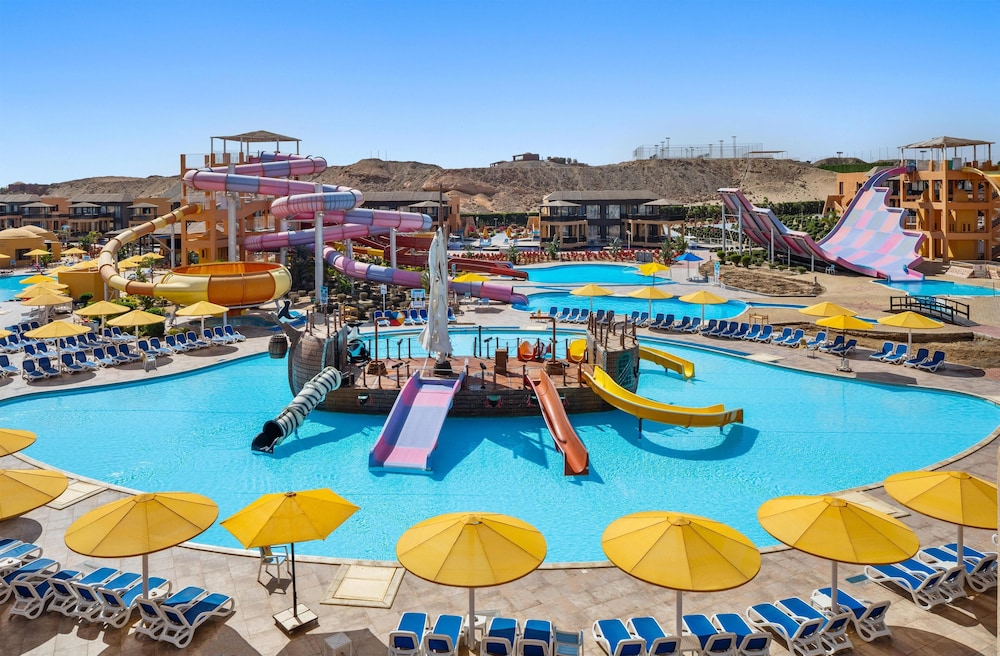 Pickalbatros Vita Resort - Portofino — Swimming pool in Marsa Alam, Red Sea