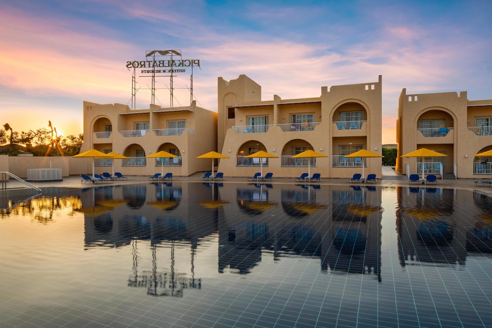Pickalbatros Vita Resort - Portofino — Hotel building in Marsa Alam, Red Sea