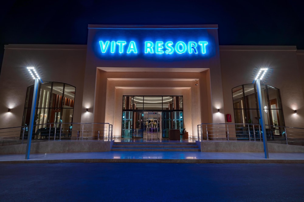 Pickalbatros Vita Resort - Portofino — Hotel building in Marsa Alam, Red Sea