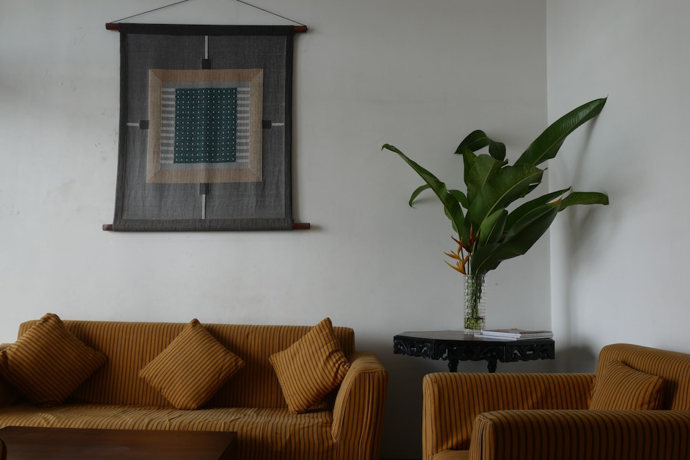 Surf Station — Hotel rooms in Ahangama, Southern Province