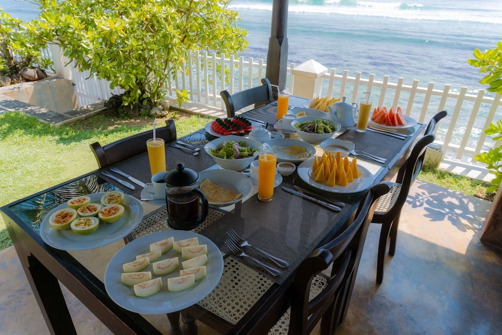 Surf Station — Restaurant & bars in Ahangama, Southern Province