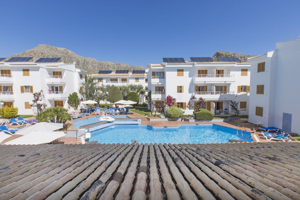 Aparthotel Flora — Main photo in Puerto Pollensa, Balearic Islands