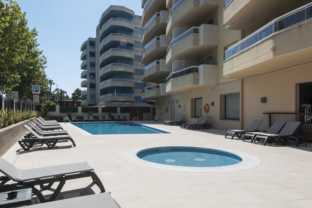 Apartamentos California — Swimming pool in Salou, Catalonia