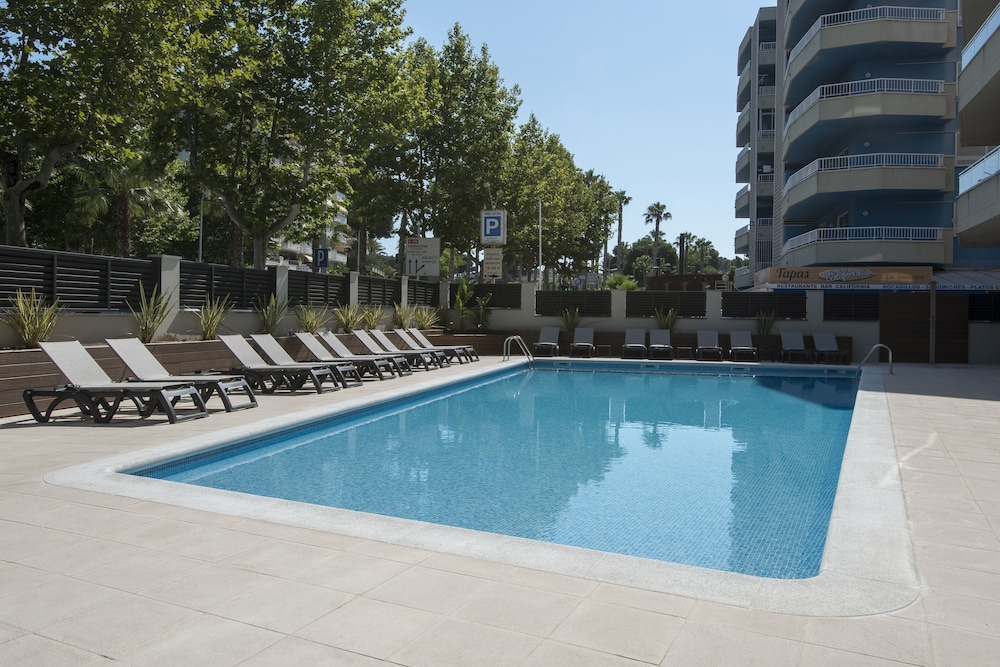 Apartamentos California — Swimming pool in Salou, Catalonia
