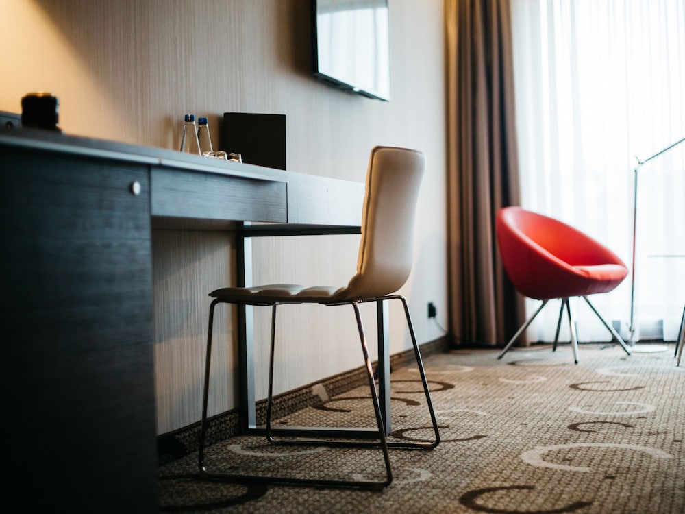 Q Hotel Plus Krakow — Hotel rooms in Krakow, Lesser Poland