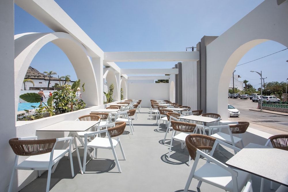 Aiora Aqua Resort — Restaurant & bars in Lardos, South Aegean
