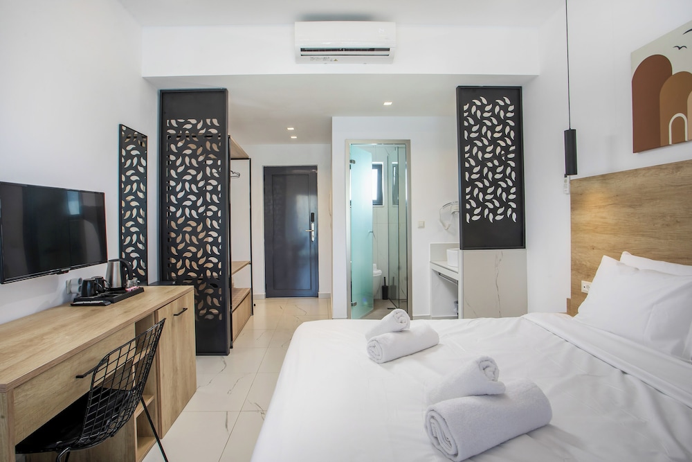 Aiora Aqua Resort — Hotel rooms in Lardos, South Aegean
