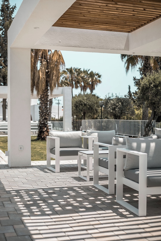 Aiora Aqua Resort — Restaurant & bars in Lardos, South Aegean