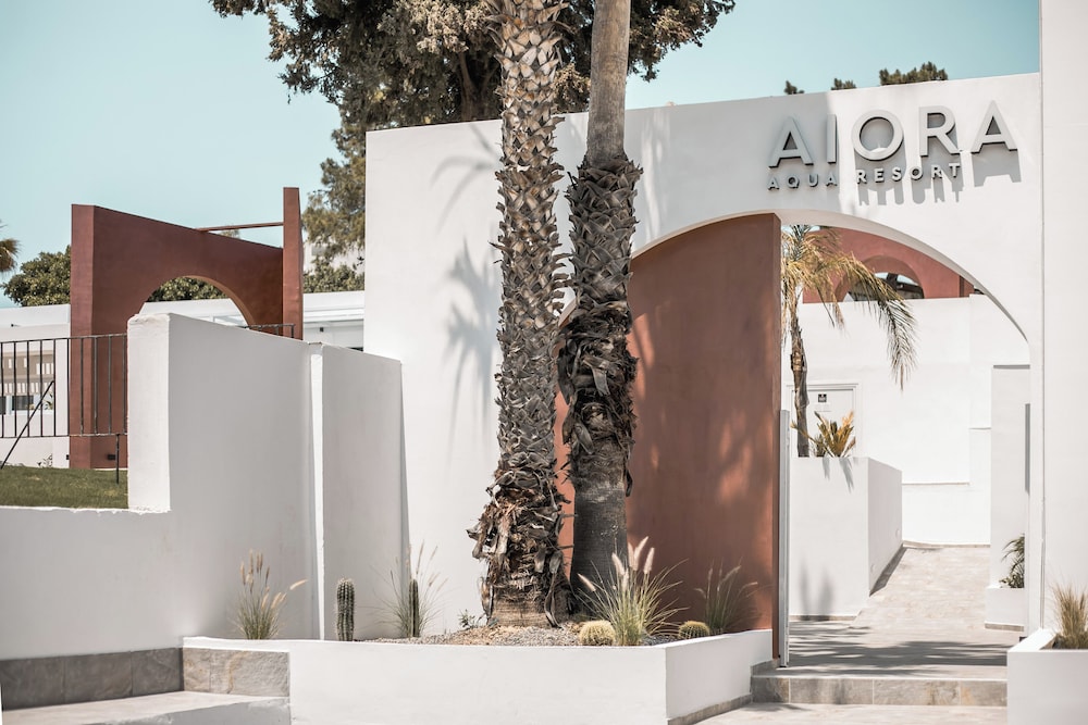 Aiora Aqua Resort — Hotel building in Lardos, South Aegean