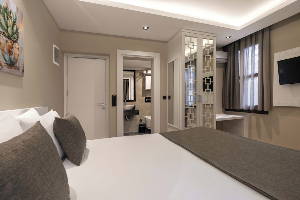 Route Hotel Kaleici — Rooms in Antalya