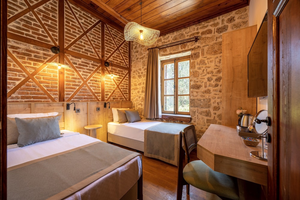 Route Hotel Kaleici — Rooms in Antalya