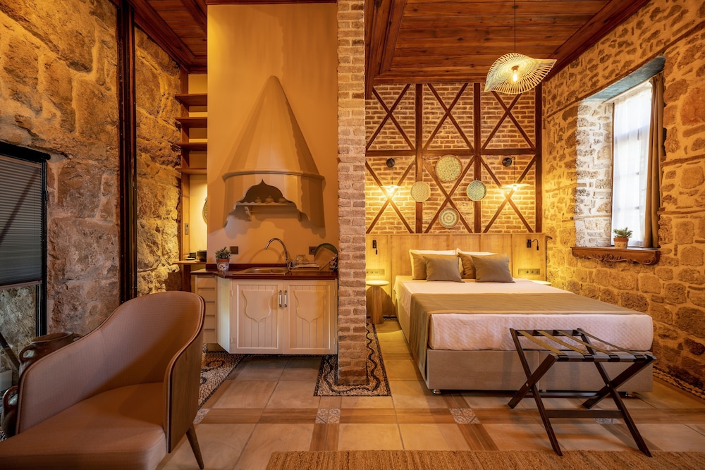 Route Hotel Kaleici — Rooms in Antalya