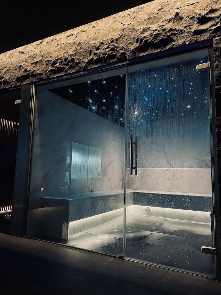 Flamingo Beach Mate — Spa in Costa Adeje, Canary Islands