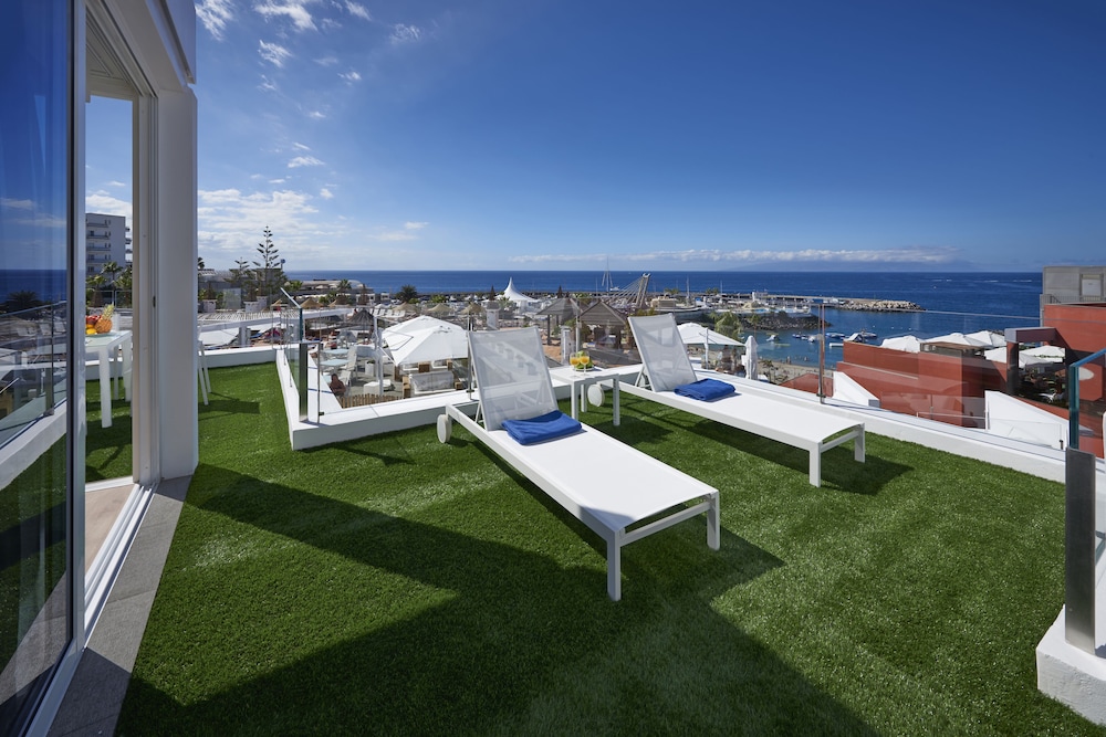 Flamingo Beach Mate — Attractions in the area in Costa Adeje, Canary Islands