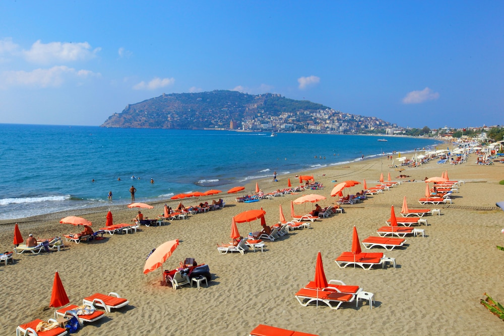 Wien Star Hotel — Beach in Alanya