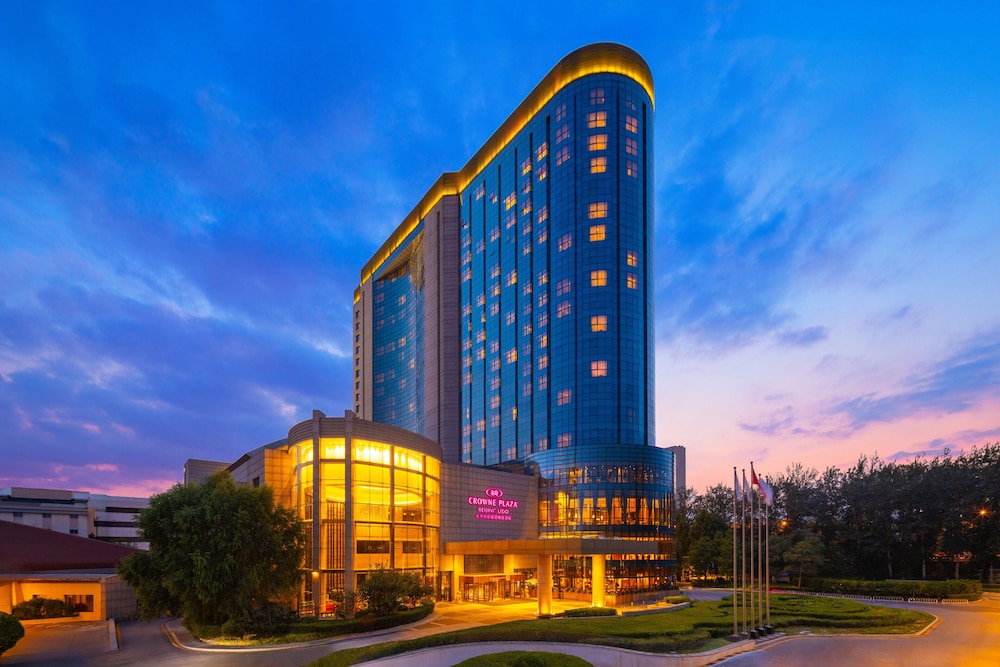 Crowne Plaza Beijing Lido by IHG — Hotel building in Beijing, Beijing