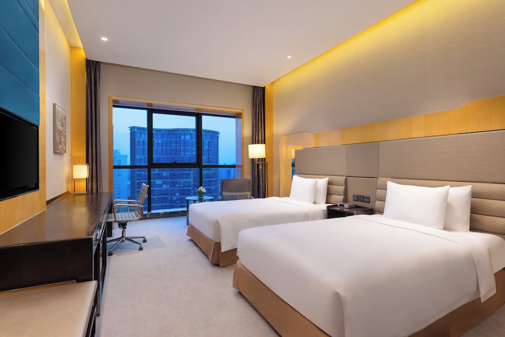 Crowne Plaza Beijing Lido by IHG — Hotel rooms in Beijing, Beijing