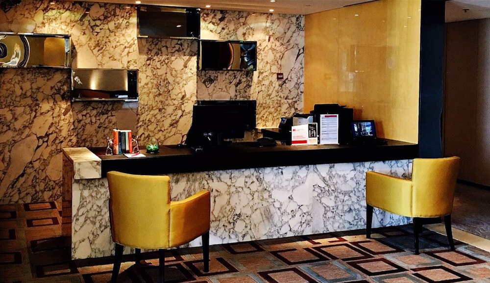 Crowne Plaza Beijing Lido by IHG — Hotel building in Beijing, Beijing