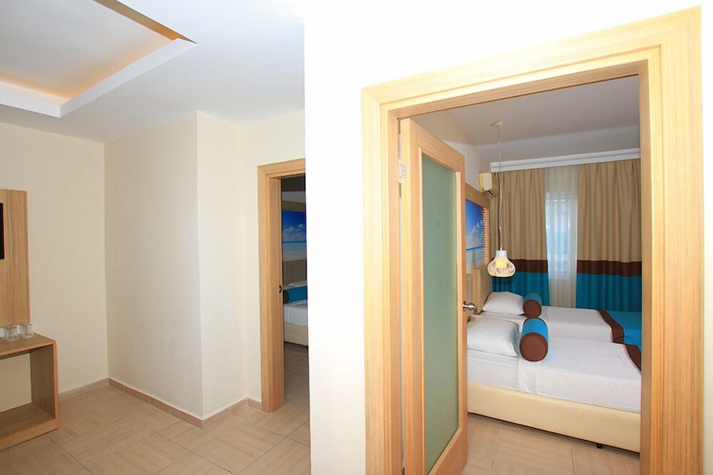 Blue Bay Platinum Hotel — Rooms in Marmaris, Mugla