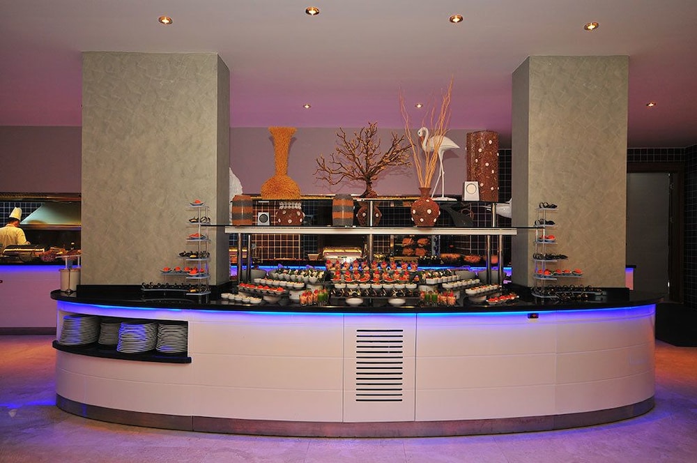 Blue Bay Platinum Hotel — Restaurant in Marmaris, Mugla