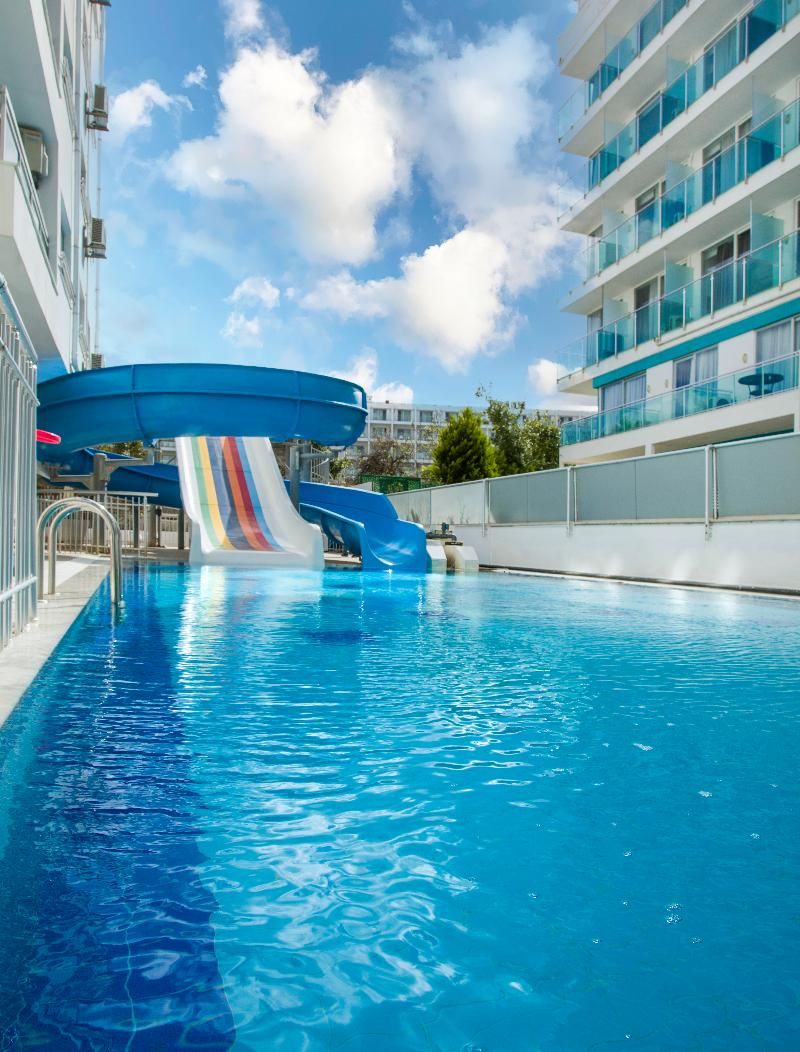 . Blue Bay Platinum Hotel