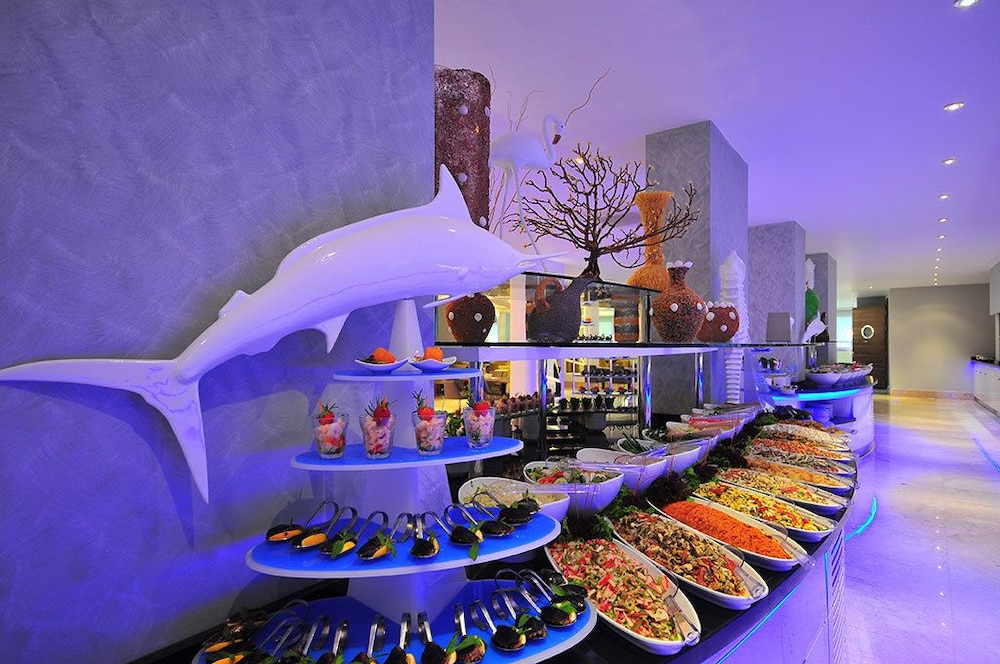 Blue Bay Platinum Hotel — Restaurant in Marmaris, Mugla