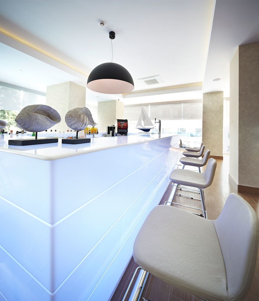 Blue Bay Platinum Hotel — Restaurant in Marmaris, Mugla