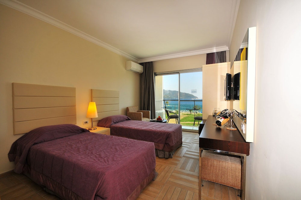 Blue Bay Platinum Hotel — Rooms in Marmaris, Mugla