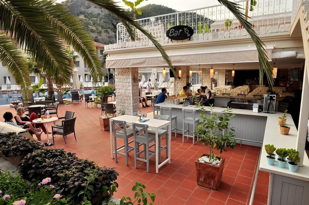 The Blue Lagoon Deluxe Hotel — Restaurant & bars in Fethiye, Mugla