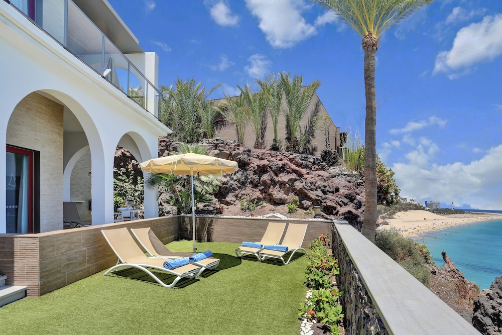 Atalaya de Jandía by LIVVO — Hotel building in Esquinzo, Canary Islands